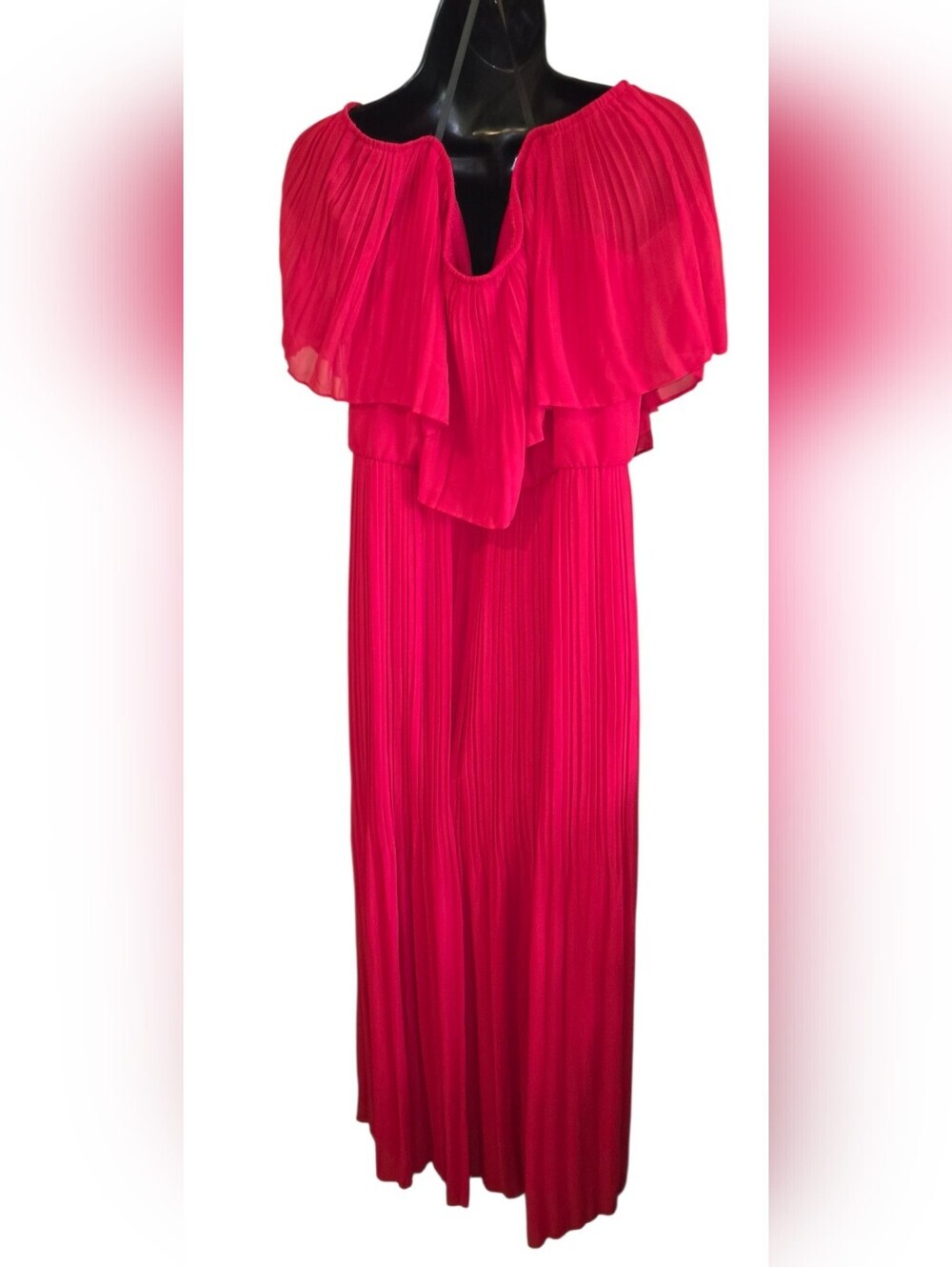 Premier Red Off-Shoulder Pleated Maxi Dress - Picture 3 of 9